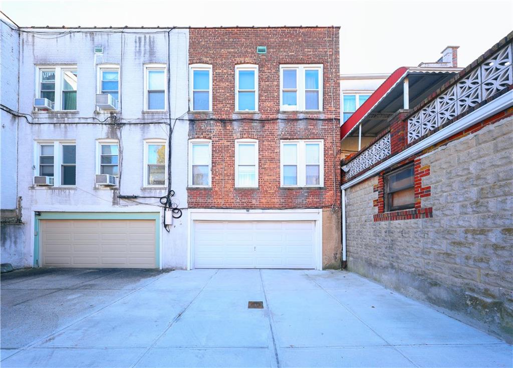 251 Avenue P Image 3