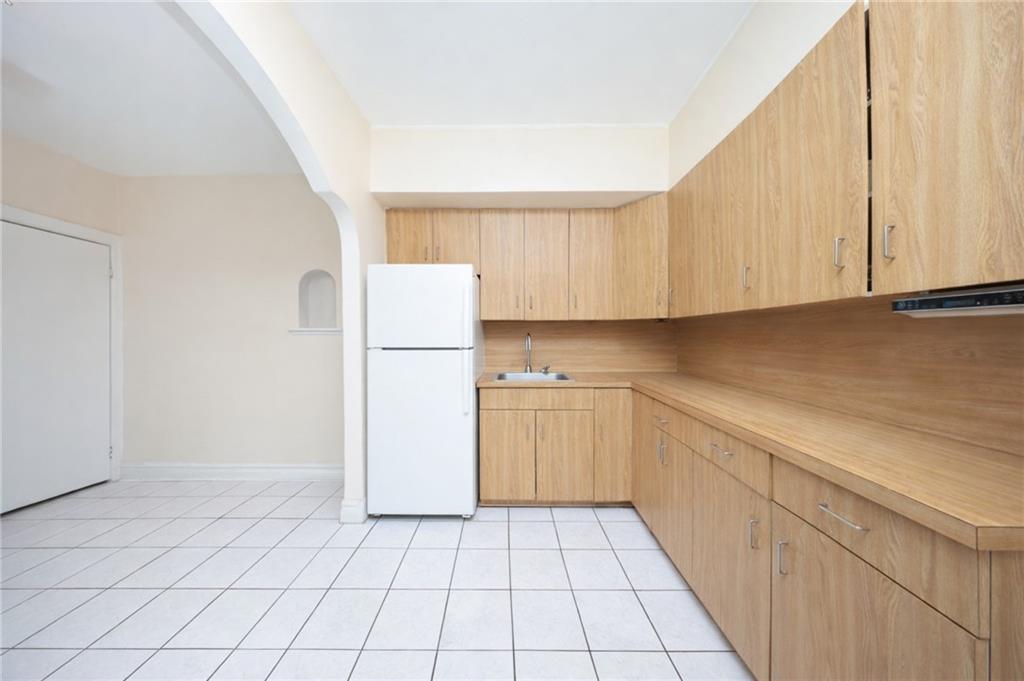 251 Avenue P, Brooklyn, New York, 11204 image 27