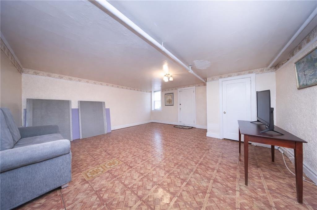 251 Avenue P, Brooklyn, New York, 11204 image 31