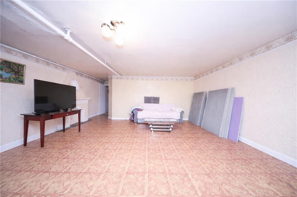 251 Avenue P, Brooklyn, New York, 11204 image 34