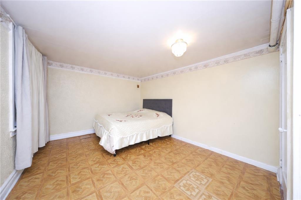 251 Avenue P, Brooklyn, New York, 11204 image 36