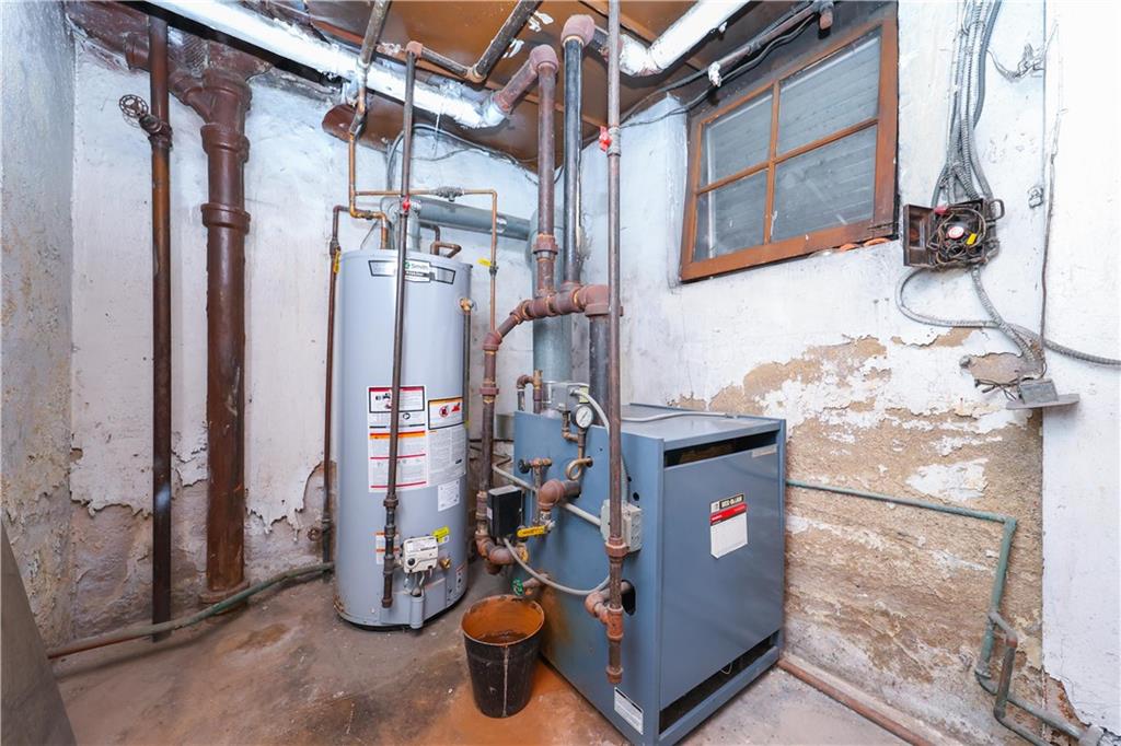 251 Avenue P, Brooklyn, New York, 11204 image 38