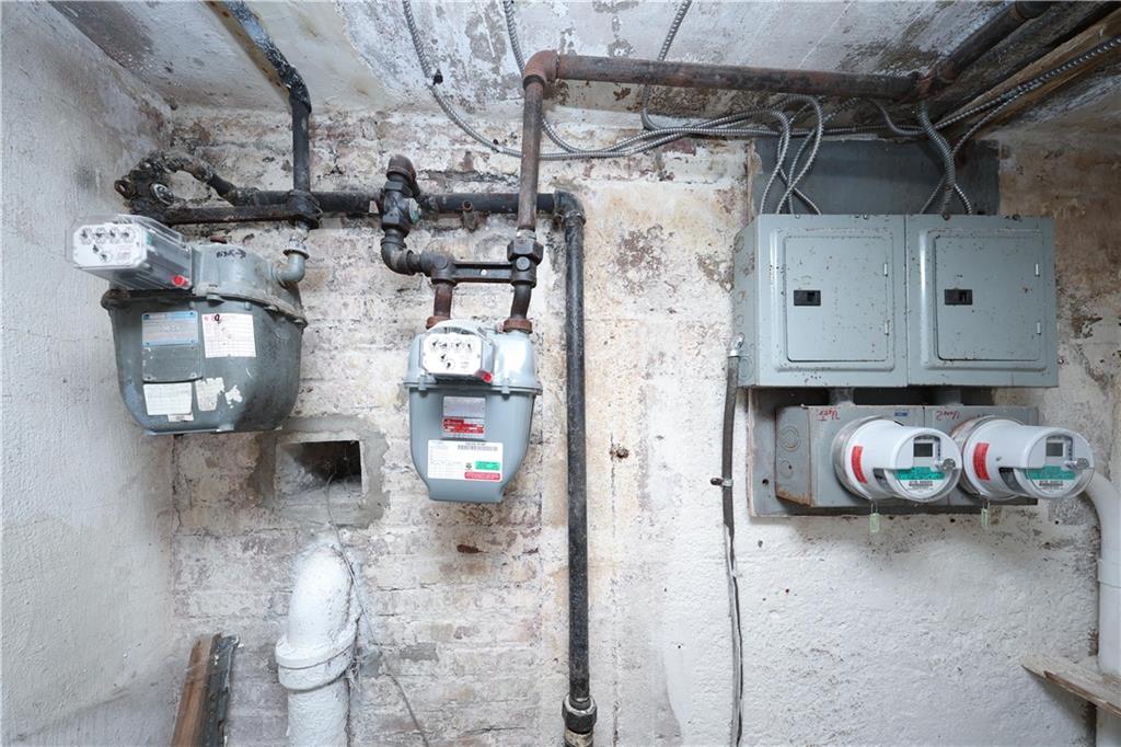 251 Avenue P, Brooklyn, New York, 11204 image 39