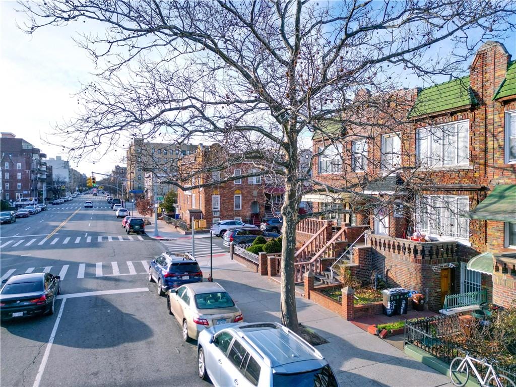 251 Avenue P, Brooklyn, New York, 11204 image 43