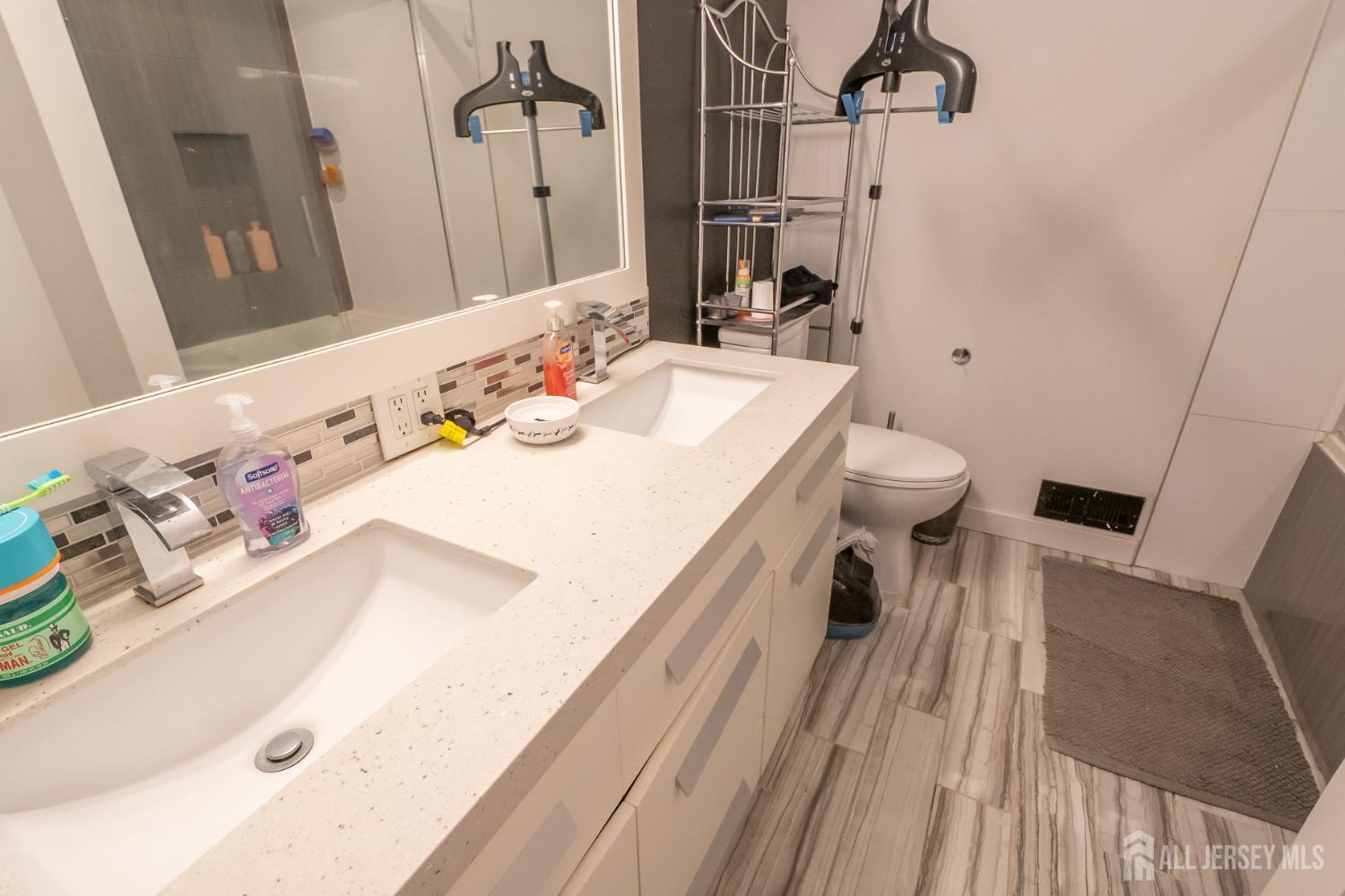 23 Borelle Square, Sayreville, NJ, 08859 image 15