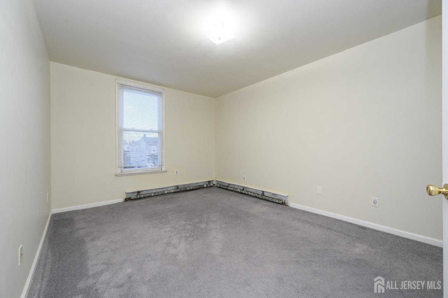 122 S Rosewell Avenue, South Amboy, NJ, 08879 image 10