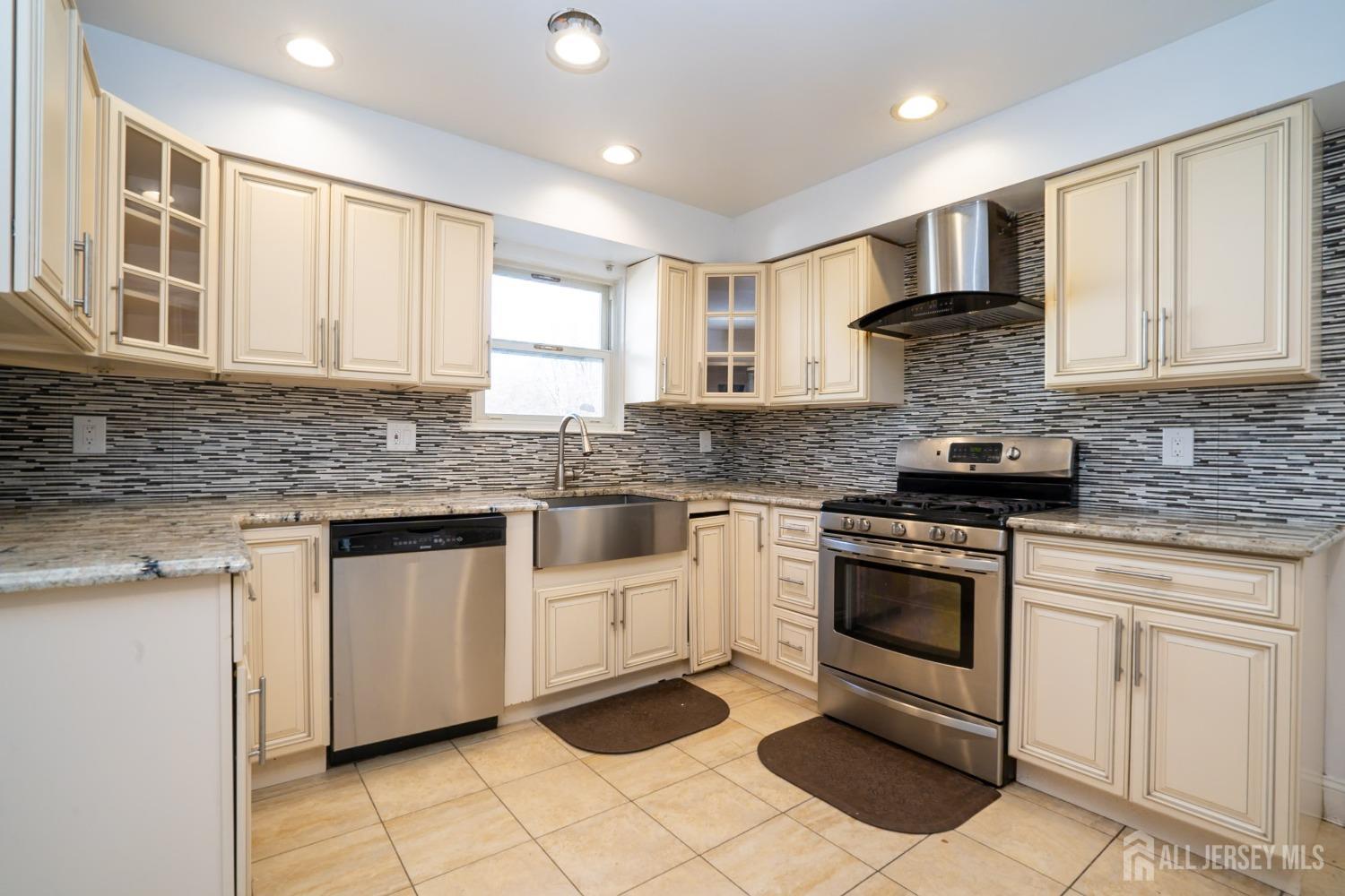 26 Isaac Drive, South Brunswick, NJ, 08810 image 14