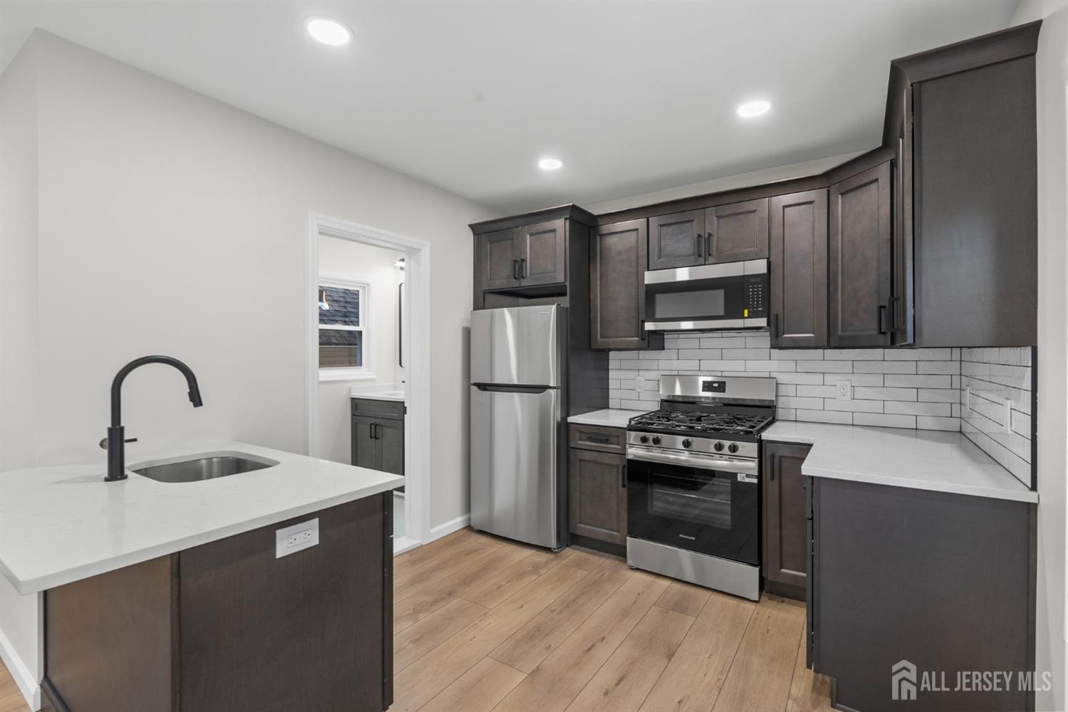 33 Obert Street, South River, NJ, 08882 image 44