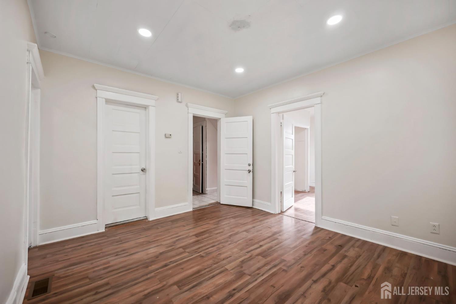 264 Barclay Street, Perth Amboy, NJ, 08861 image 10