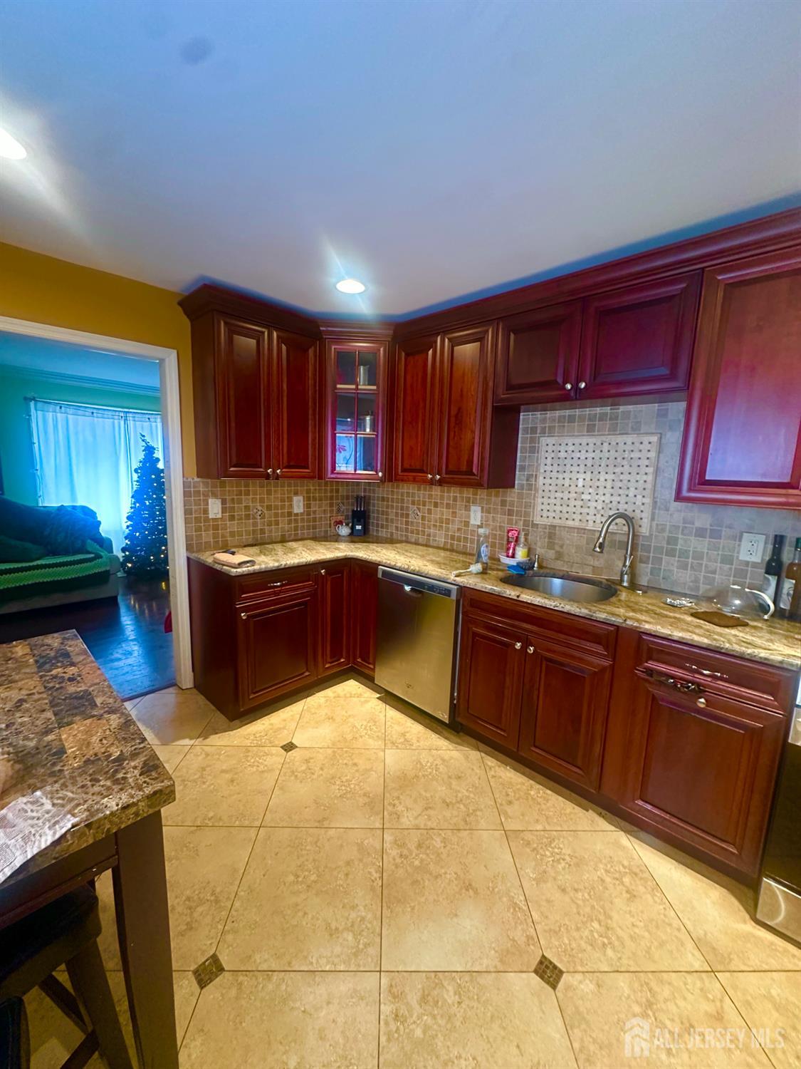 39 Prospect Avenue, Edison, NJ, 08817 image 7