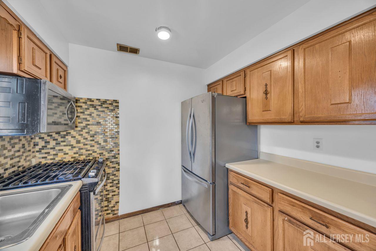 108 Paul Robeson Boulevard, New Brunswick, NJ, 08901 image 11