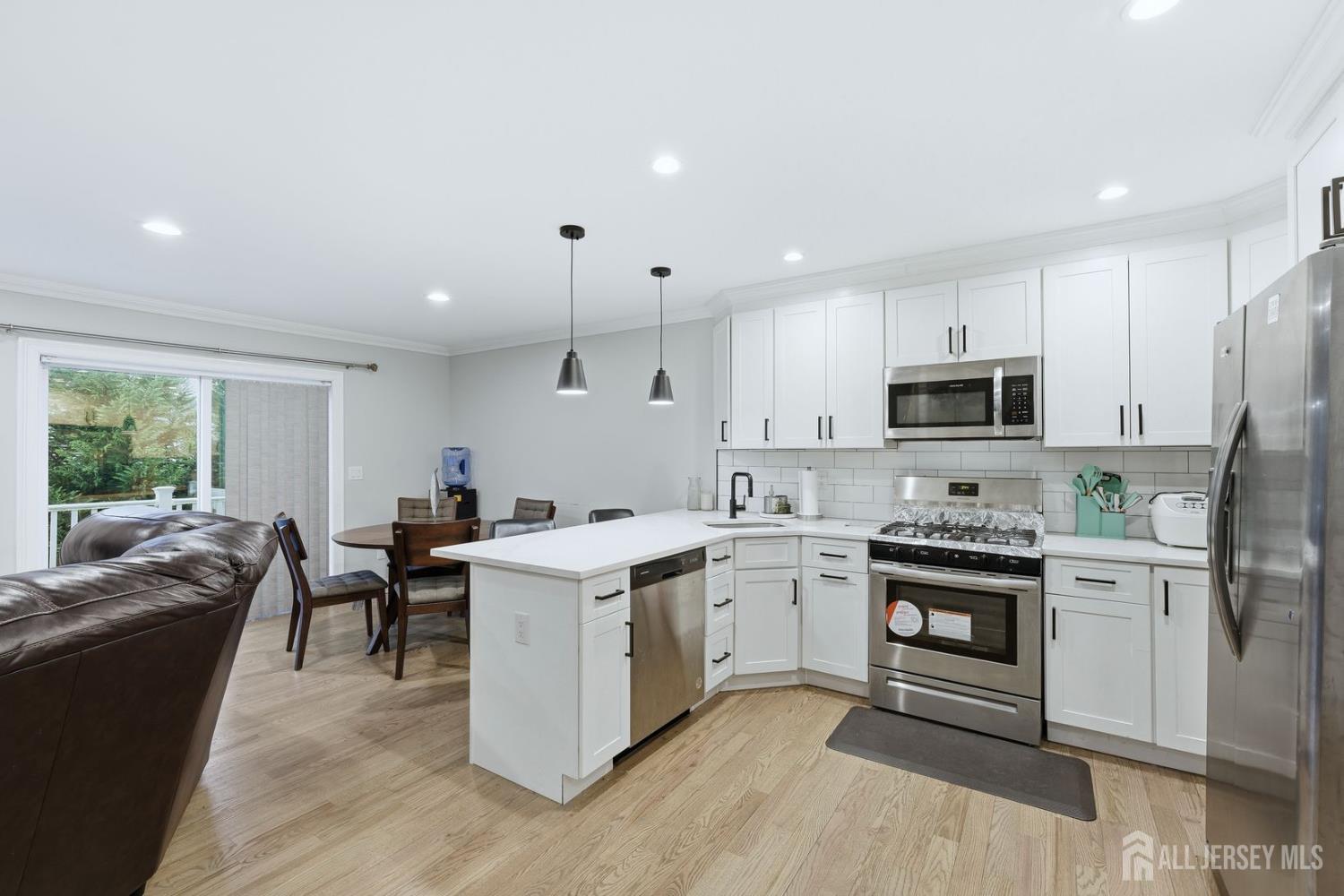 15 Rector Avenue Image 4