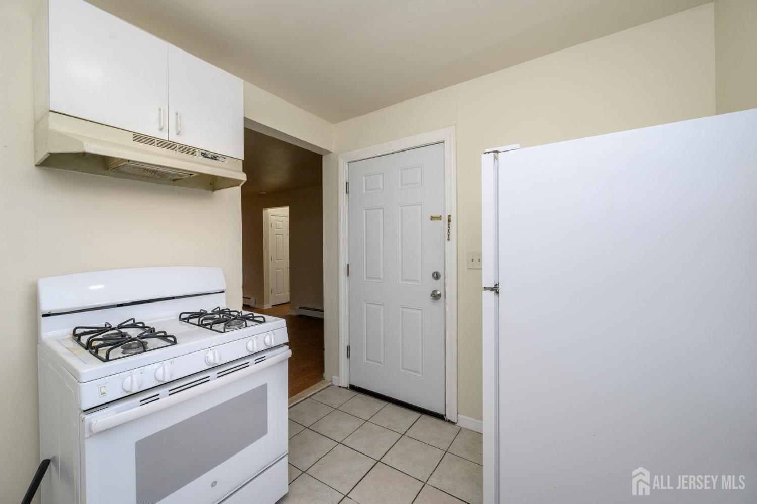 122 S Rosewell Avenue Image 5