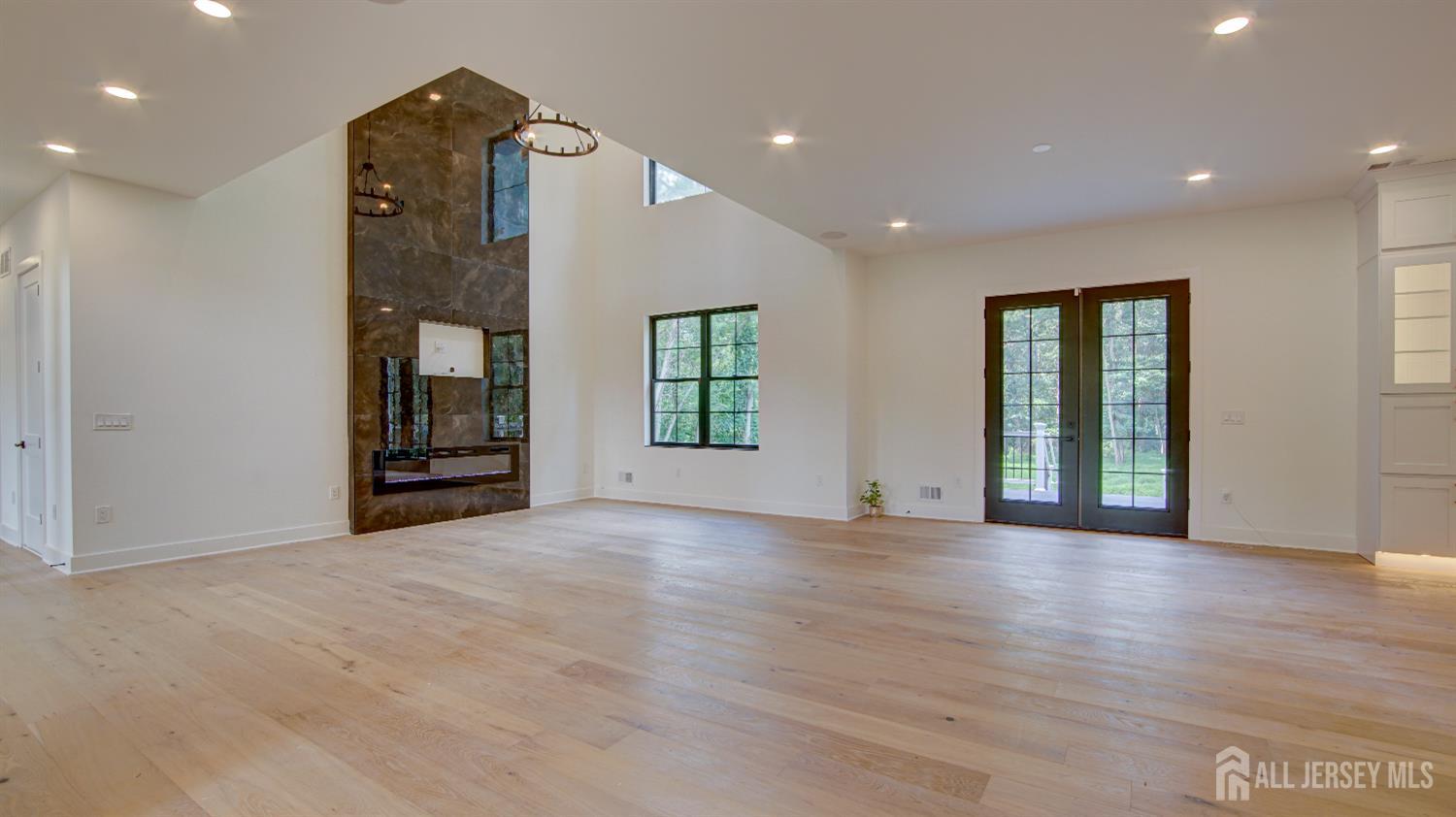 169 Applegarth Road, Monroe, NJ, 08831 image 24