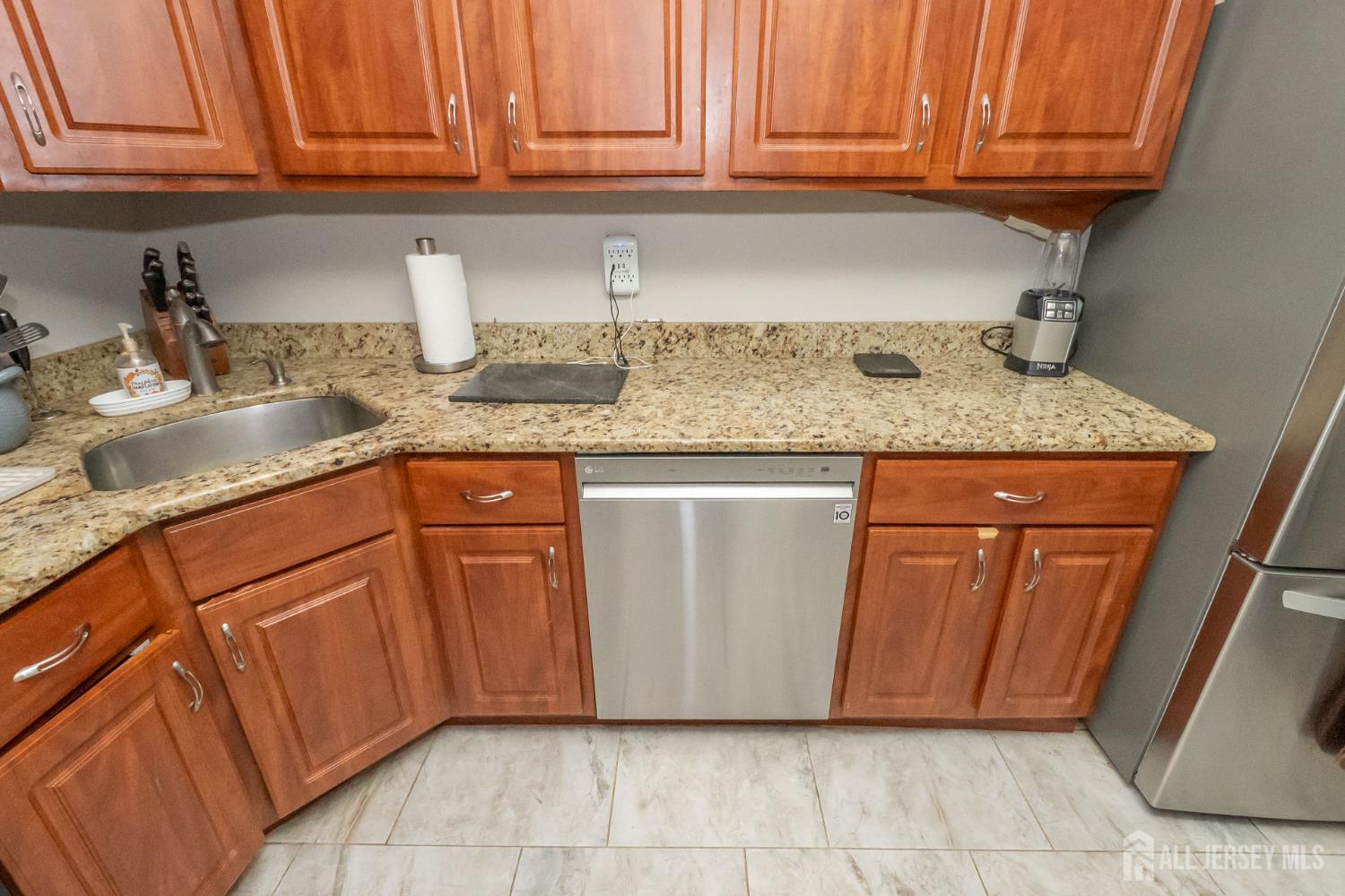 23 Borelle Square, Sayreville, NJ, 08859 image 11