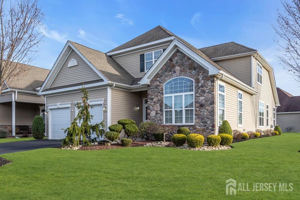 147 Cobblestone Boulevard Image 2