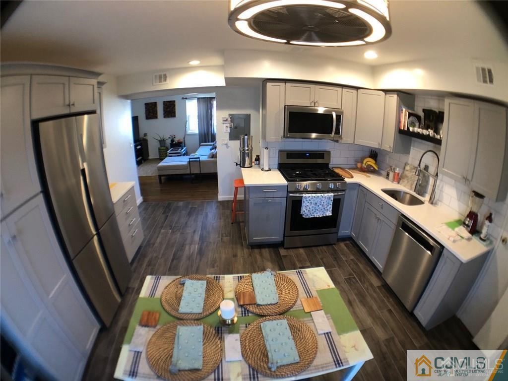 57 Judson Street 1B Image 1