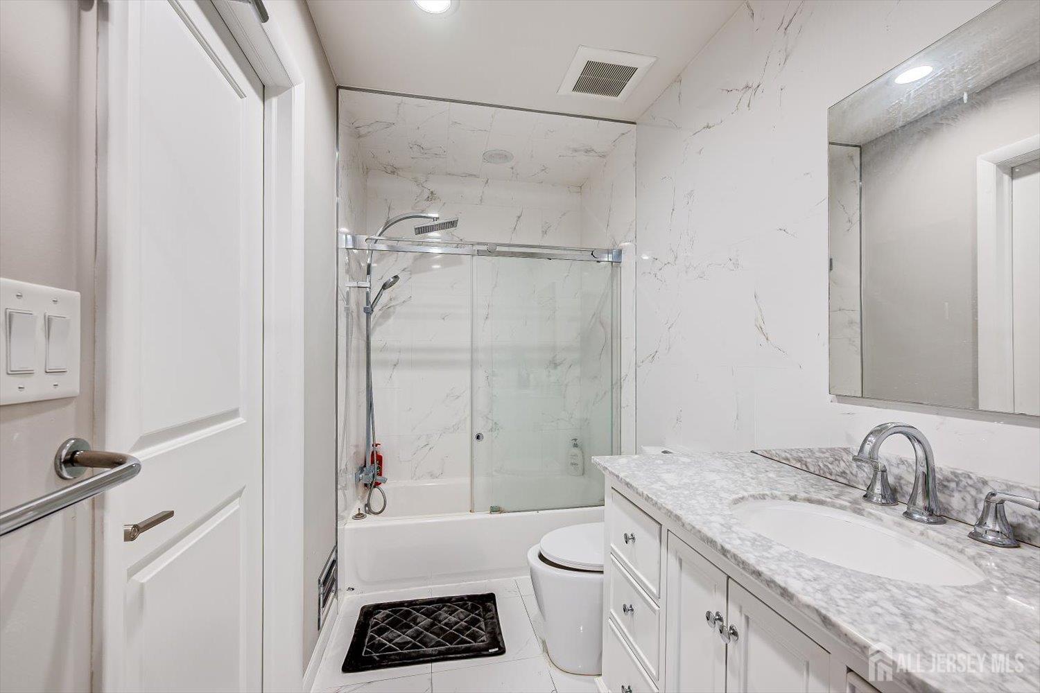 28 Nicole Terrace, Edison, NJ, 08820 image 35