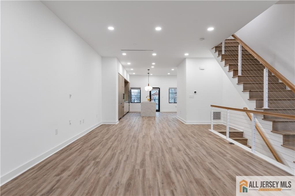 2 Harbor Front Plaza, Elizabeth, NJ, 07206 image 23