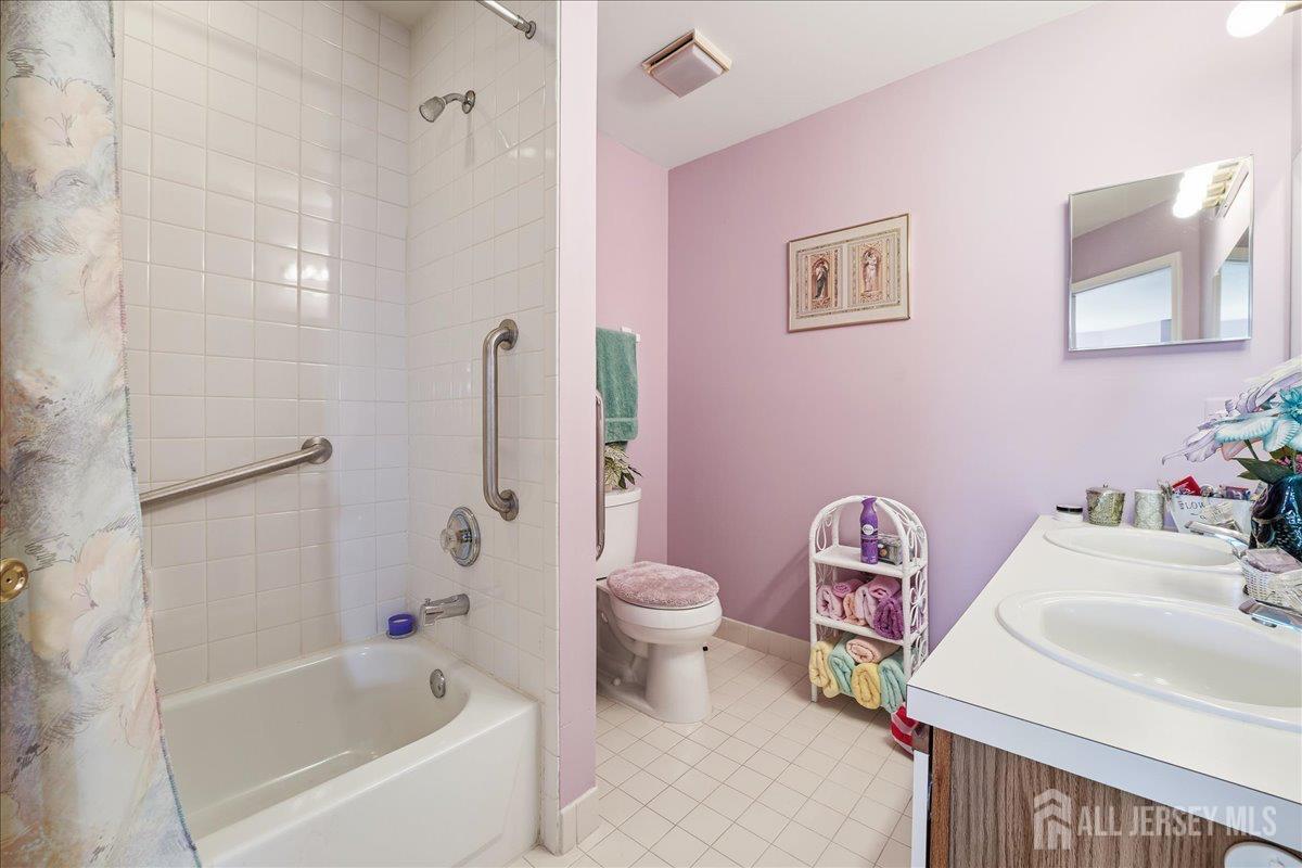 11 Letts Court, Sayreville, NJ, 08872 image 18