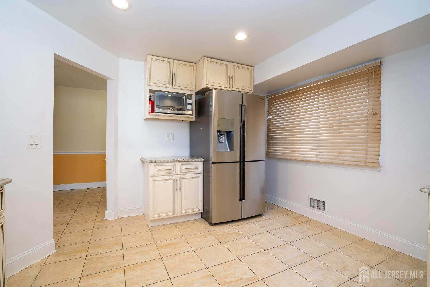 26 Isaac Drive, South Brunswick, NJ, 08810 image 15