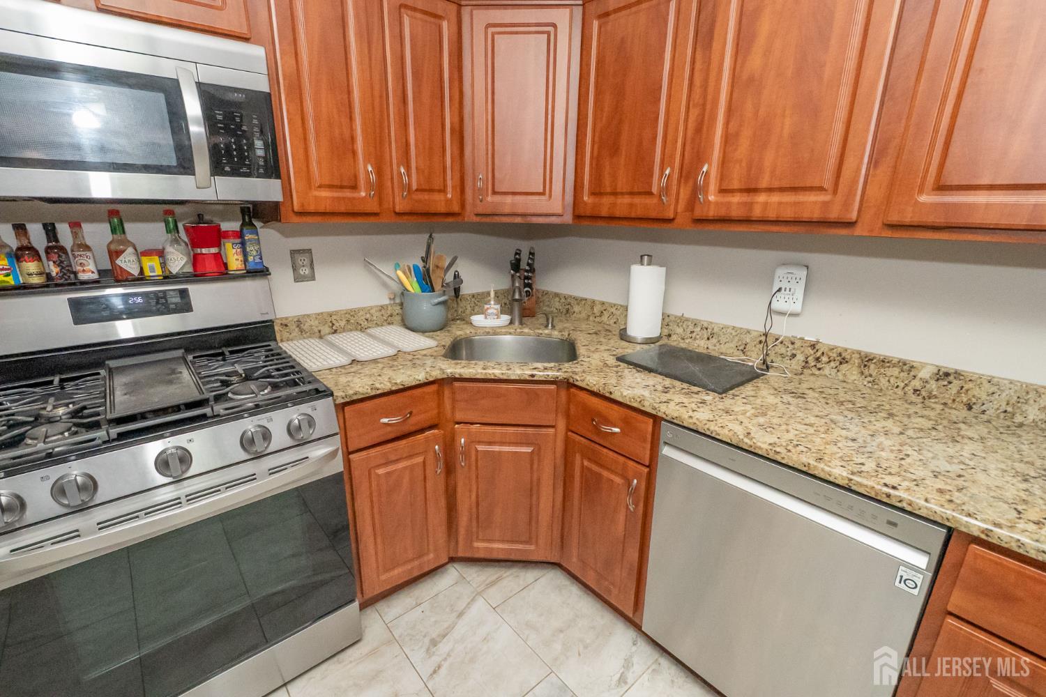 23 Borelle Square, Sayreville, NJ, 08859 image 10