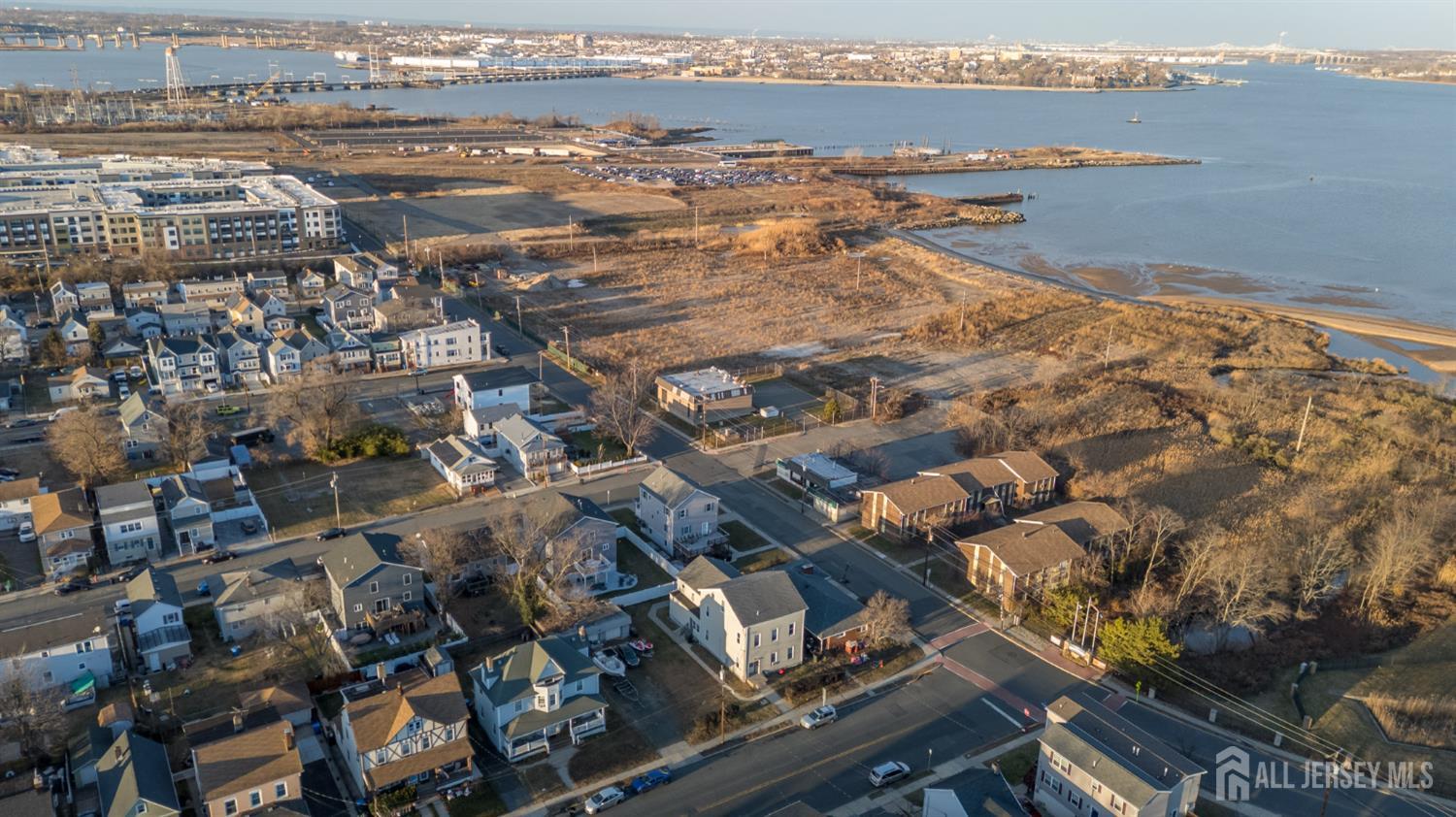 122 S Rosewell Avenue, South Amboy, NJ, 08879 image 42