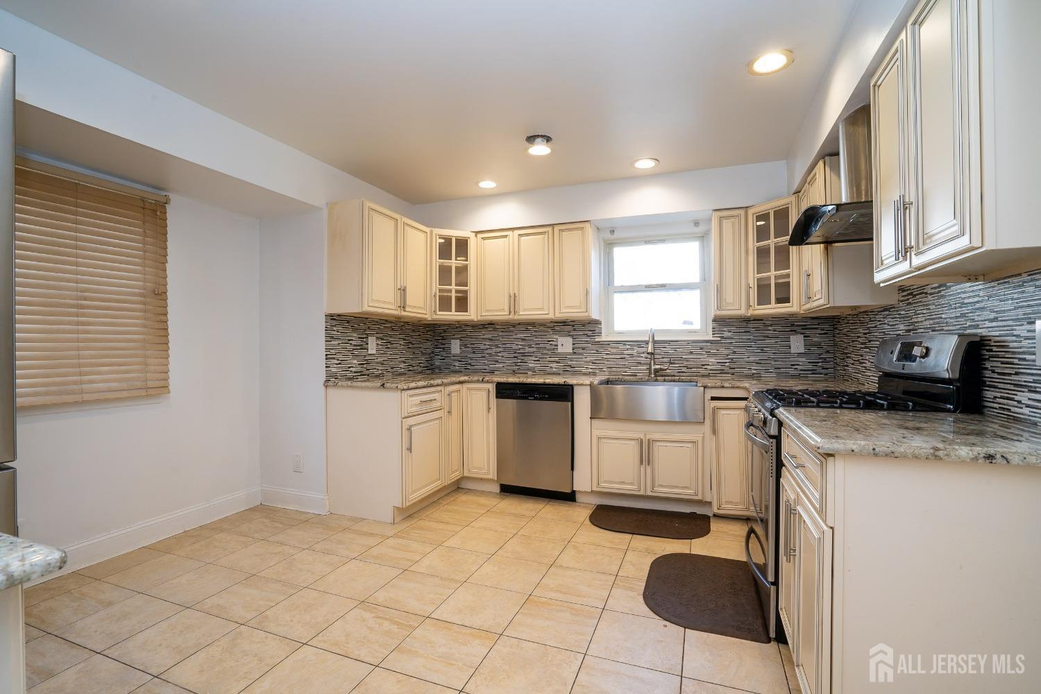 26 Isaac Drive, South Brunswick, NJ, 08810 image 13