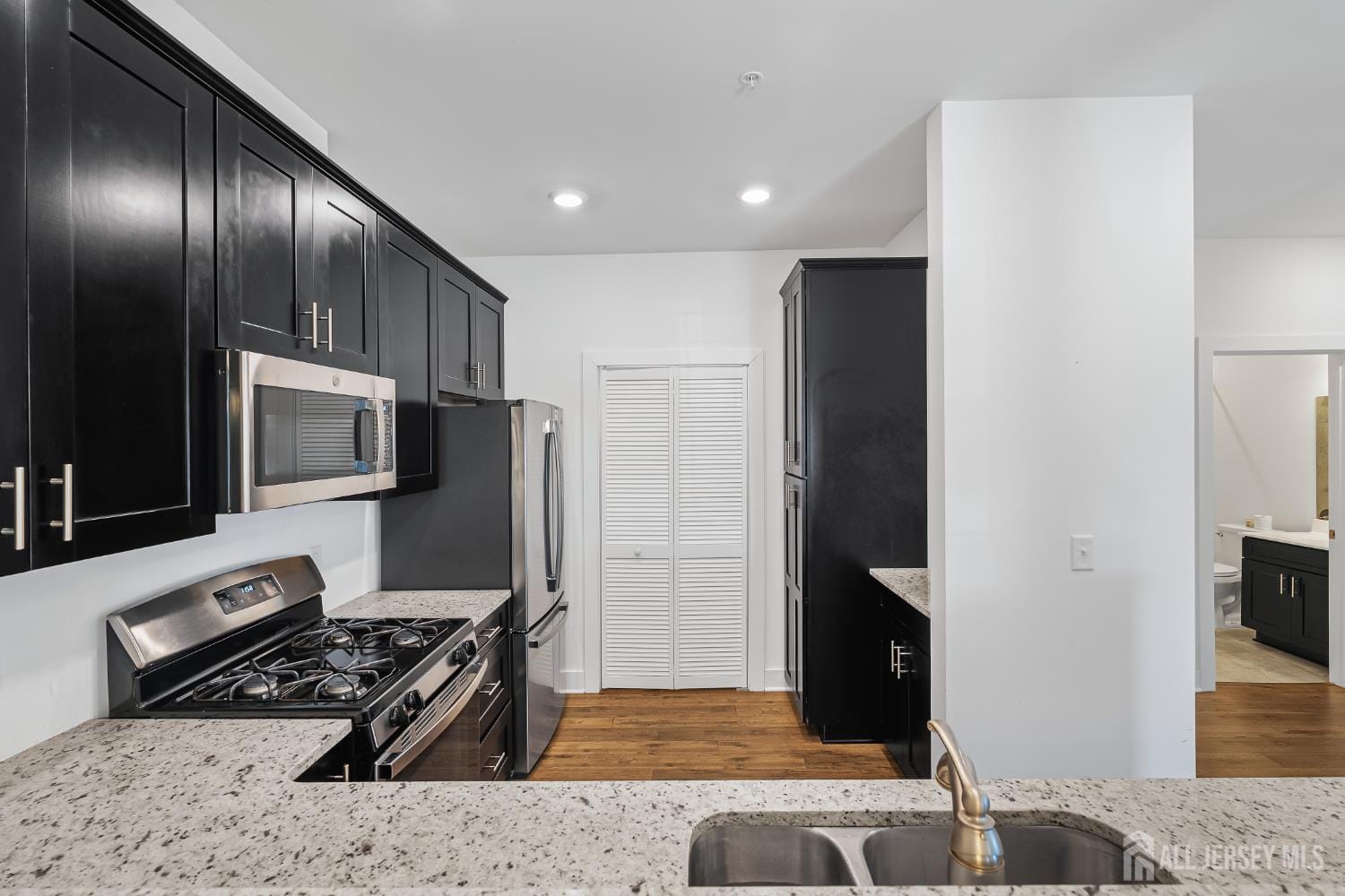 718 Stiller Lane, Monroe, NJ, 08831 image 12