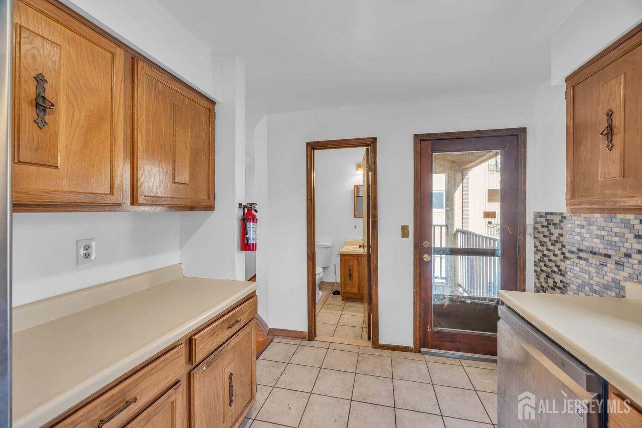 108 Paul Robeson Boulevard, New Brunswick, NJ, 08901 image 12