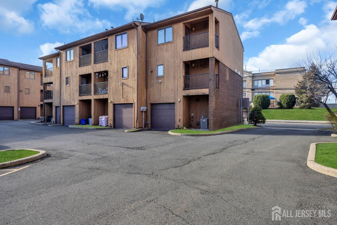 108 Paul Robeson Boulevard, New Brunswick, NJ, 08901