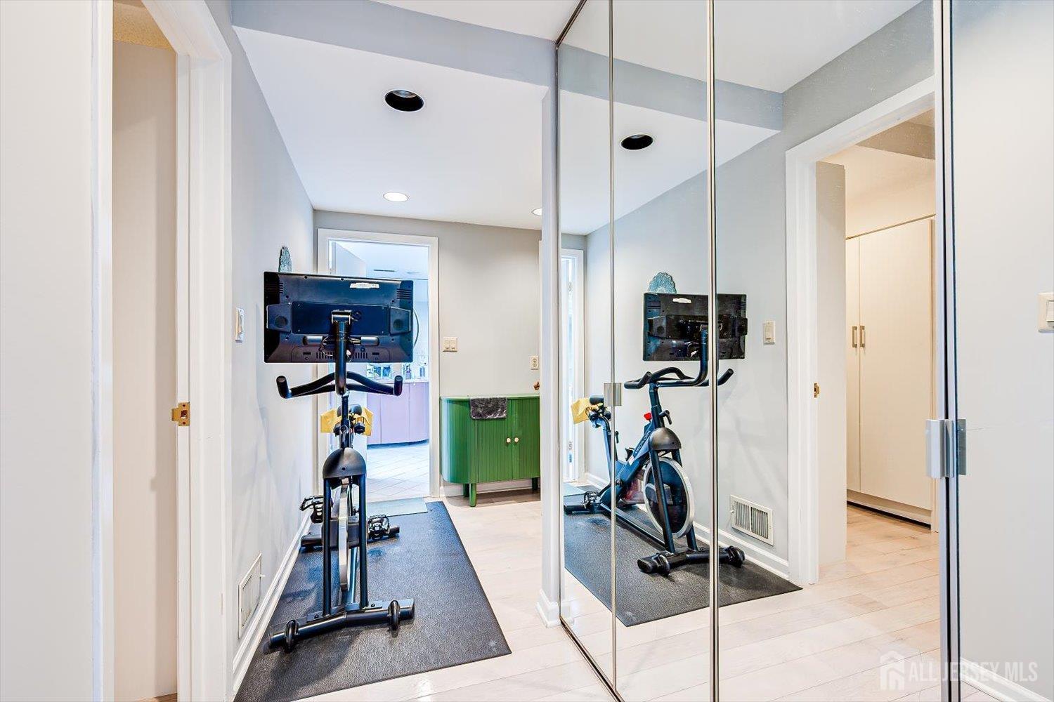 28 Nicole Terrace, Edison, NJ, 08820 image 29