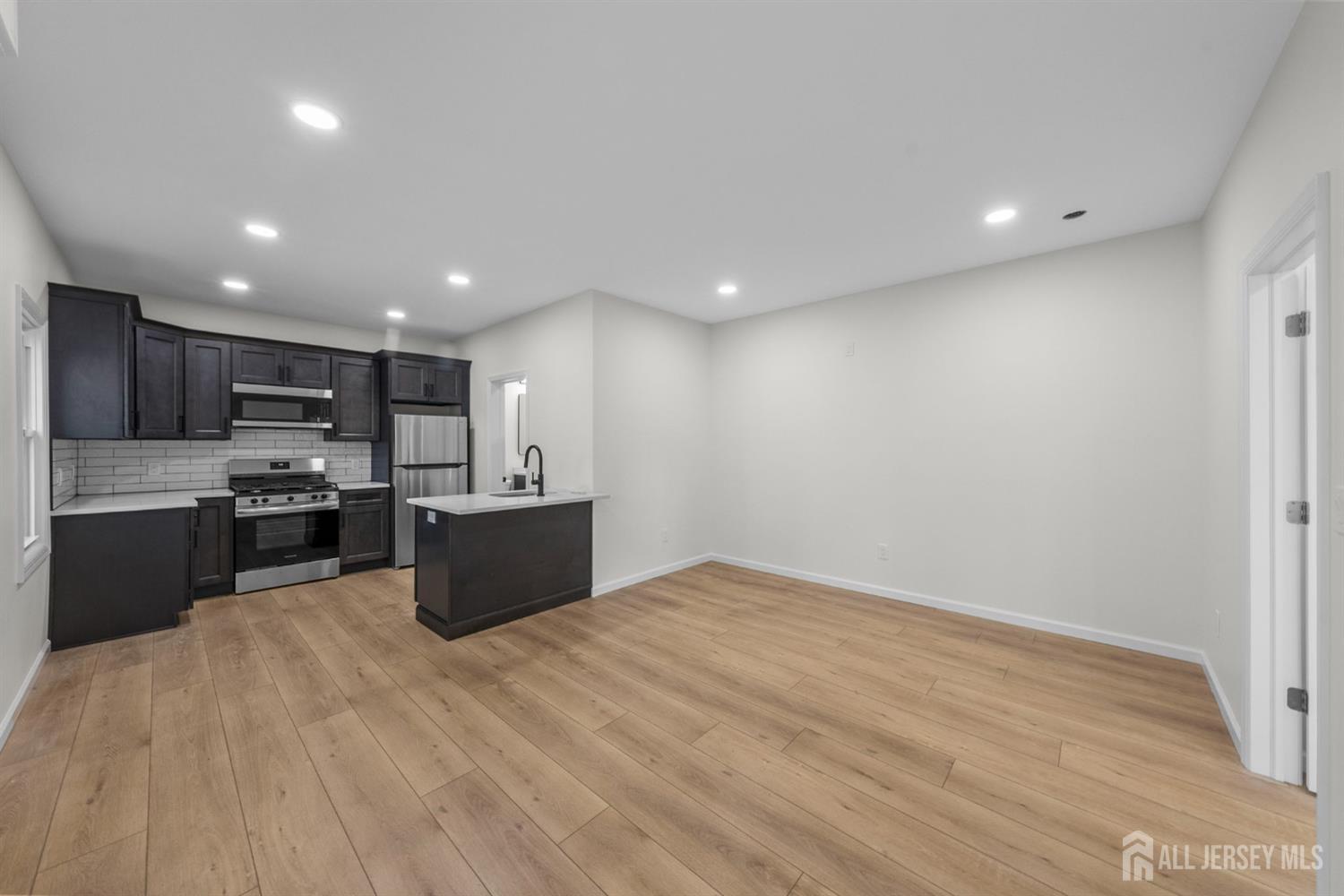 33 Obert Street, South River, NJ, 08882 image 11