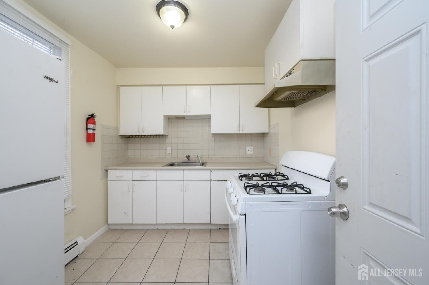 122 S Rosewell Avenue Image 4