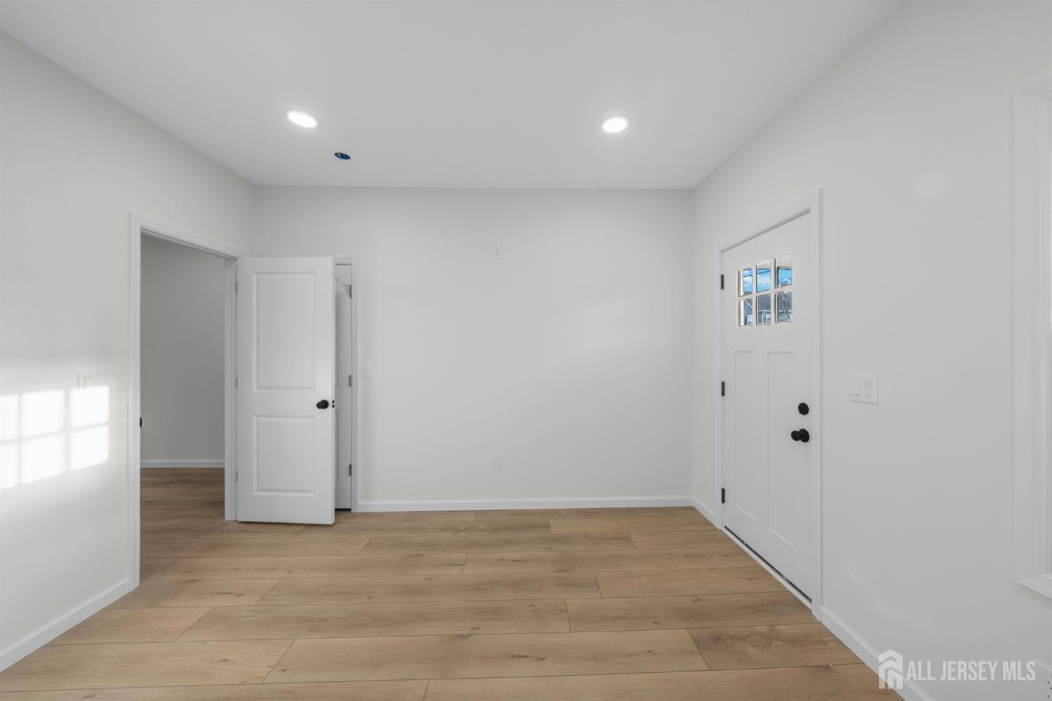 33 Obert Street Image 1