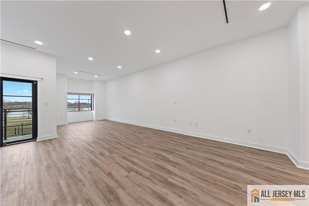 2 Harbor Front Plaza, Elizabeth, NJ, 07206 image 8