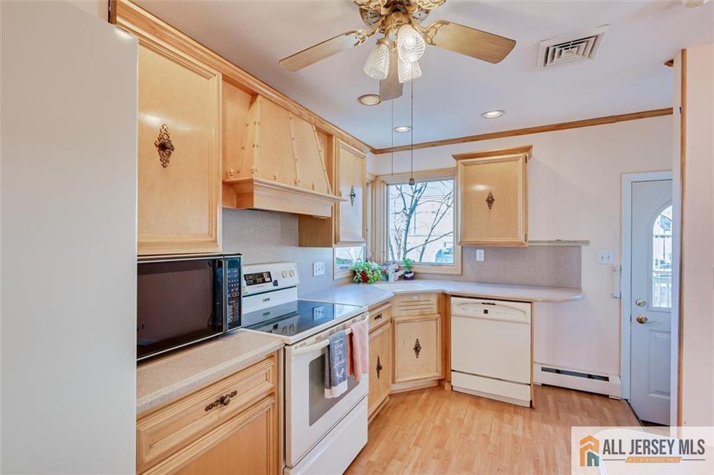 31 Marie Road, Fords, NJ, 08863 image 16