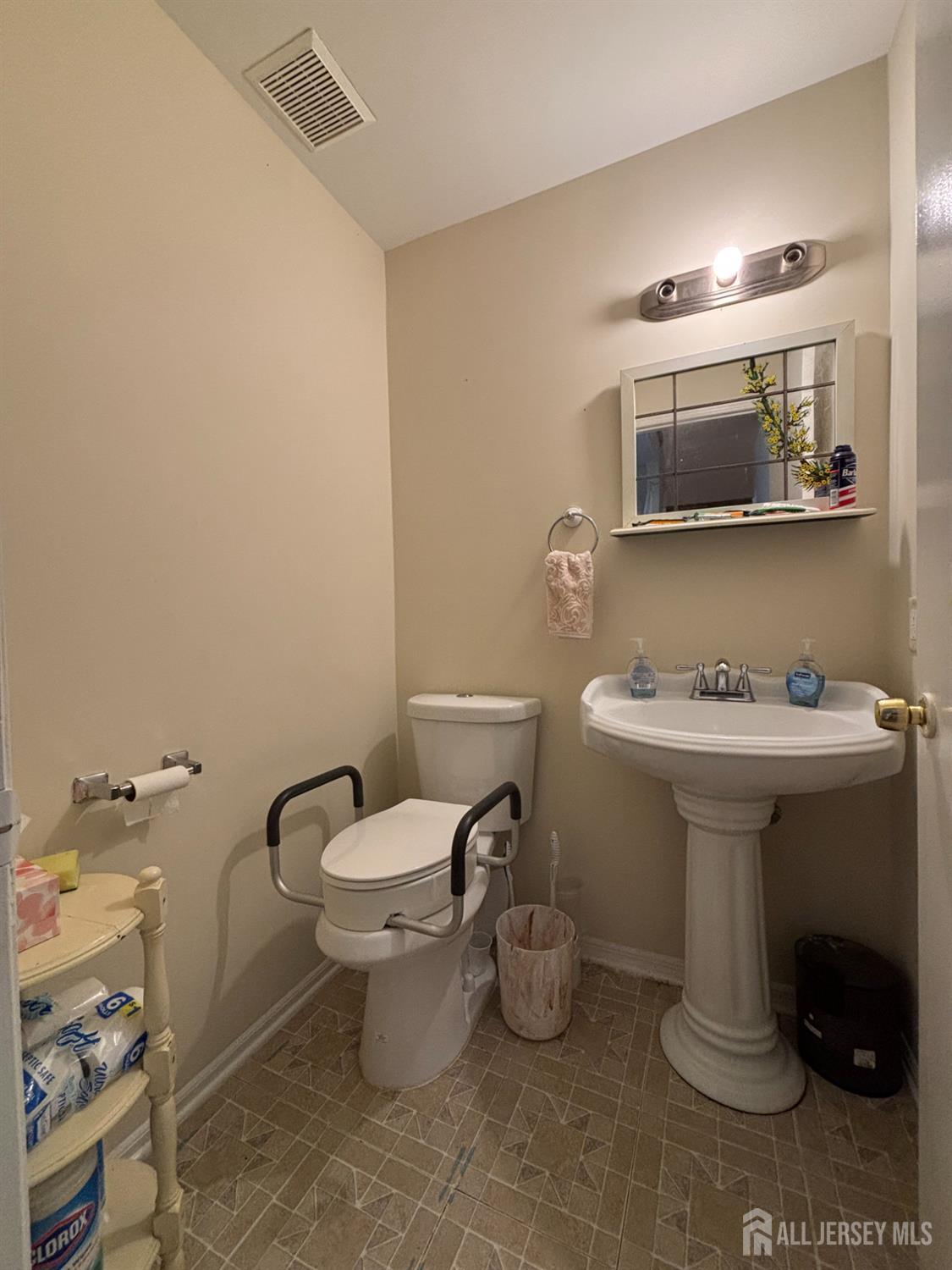 3 Peachtree Lane, Jamesburg, NJ, 08831 image 16