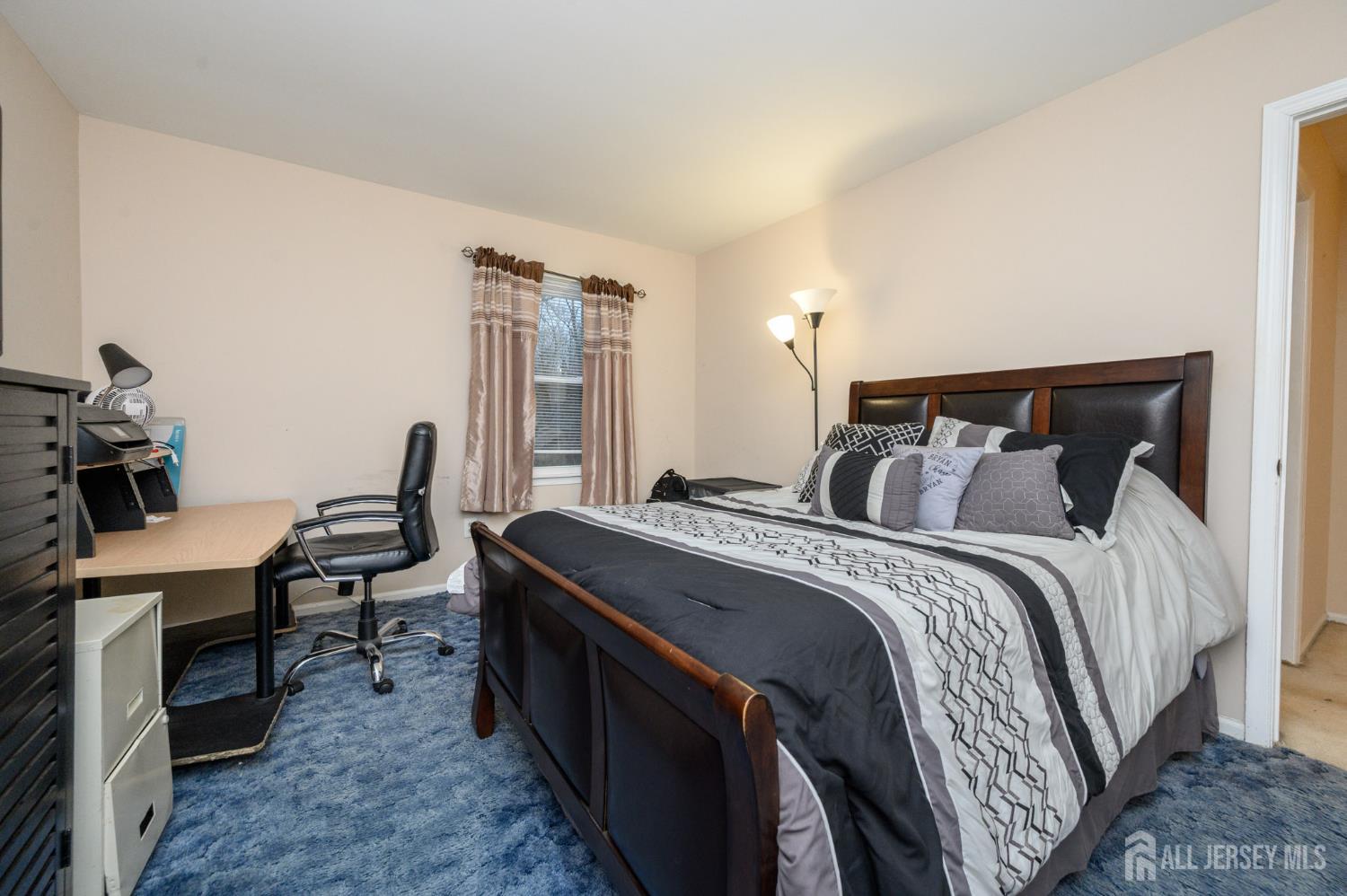 285 Nathan Court, Aberdeen, NJ, 07721 image 21