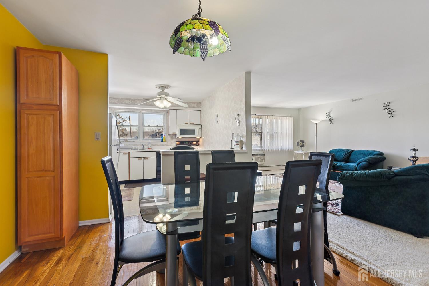 24 Woodedge Avenue A8, Edison, NJ, 08817 image 21