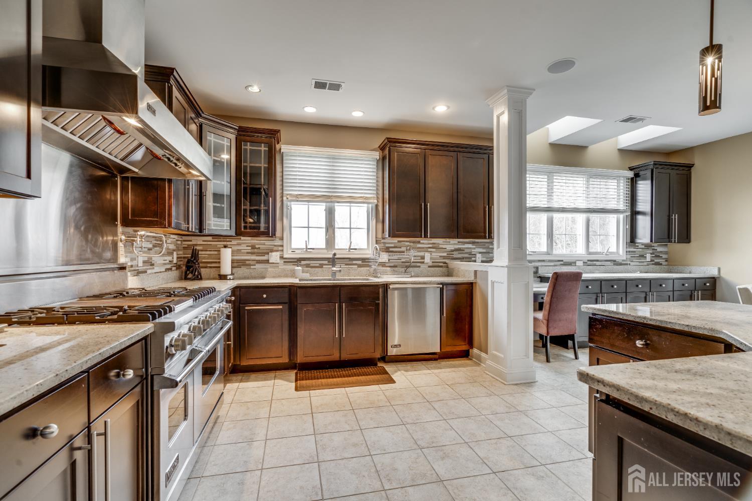 49 Summit Drive, South Brunswick, NJ, 08816 image 8