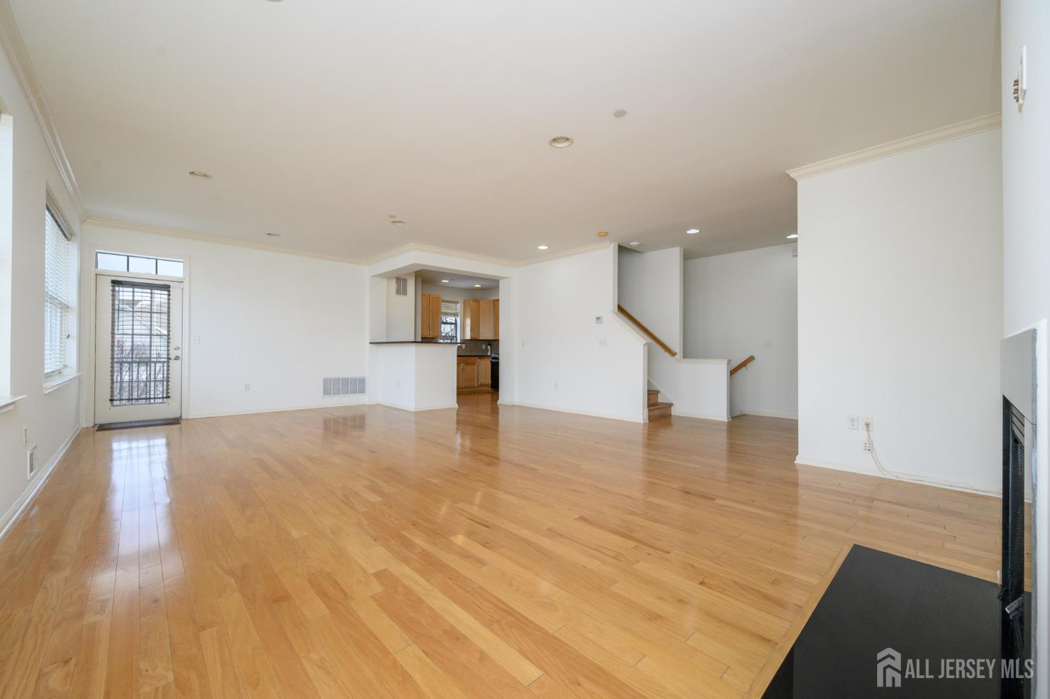 361 Lehigh Avenue Image 5