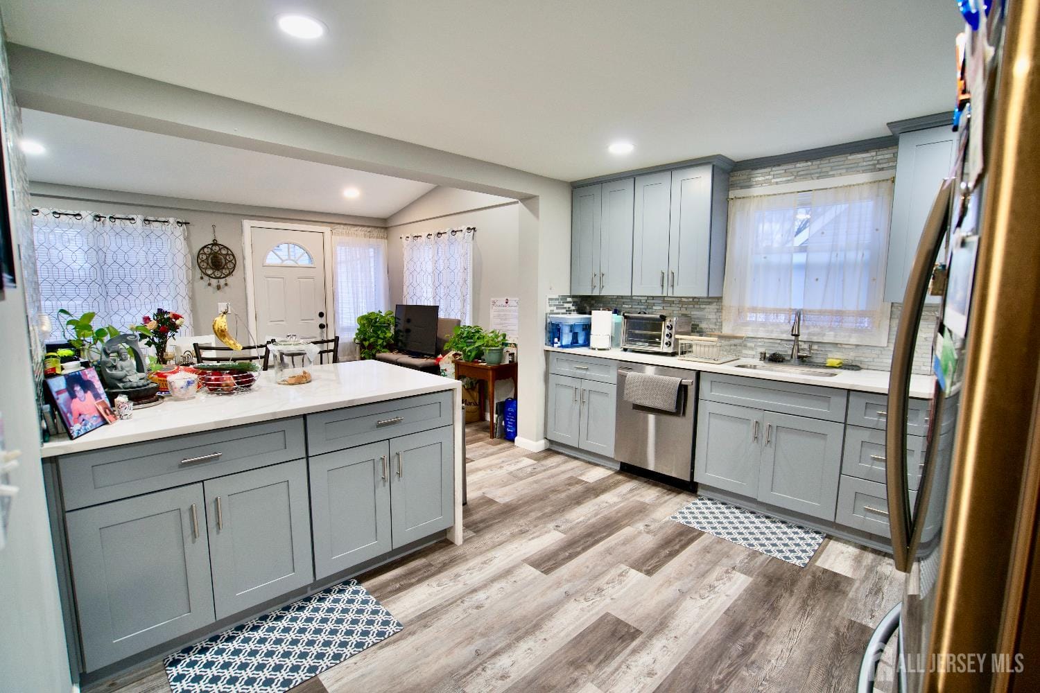 193 Old Road, Sewaren, NJ, 07077 image 6