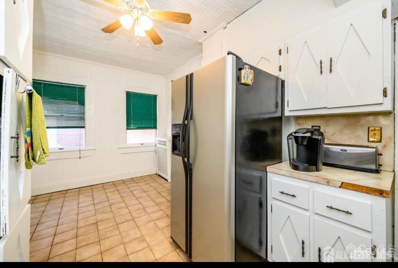 271 Woodbridge Avenue Image 3