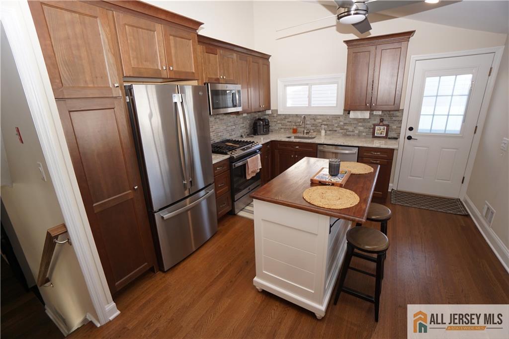 99 Cameo Place, Colonia, NJ, 07067 image 8