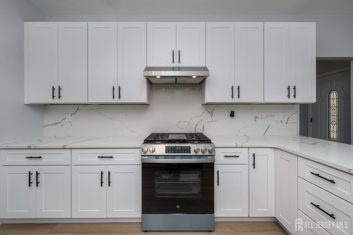 14 Ravenwood Court, Freehold, NJ, 07728 image 8