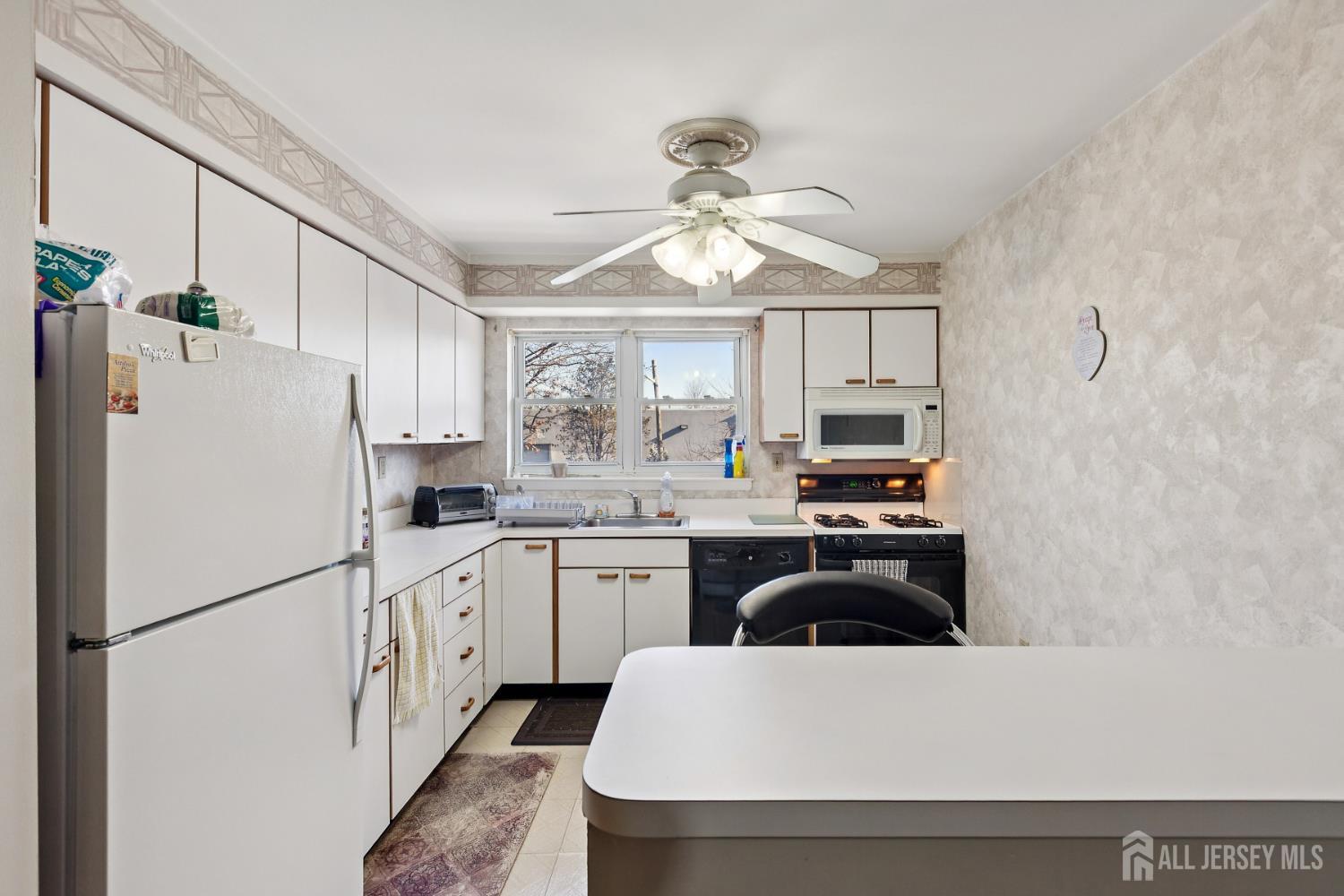 24 Woodedge Avenue A8 Image 4