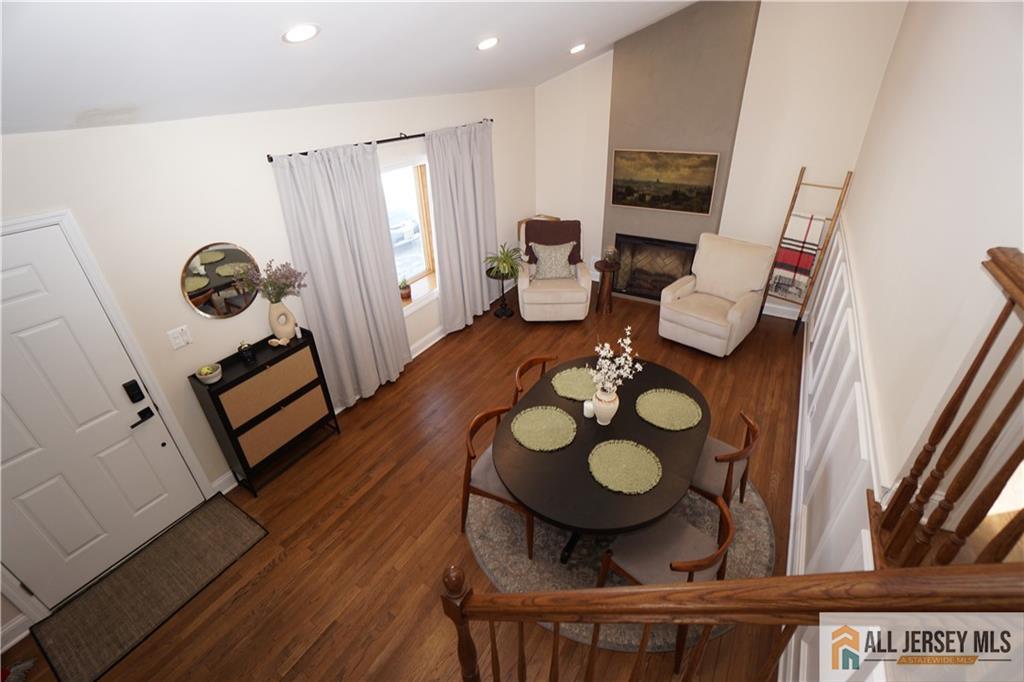 99 Cameo Place Image 4