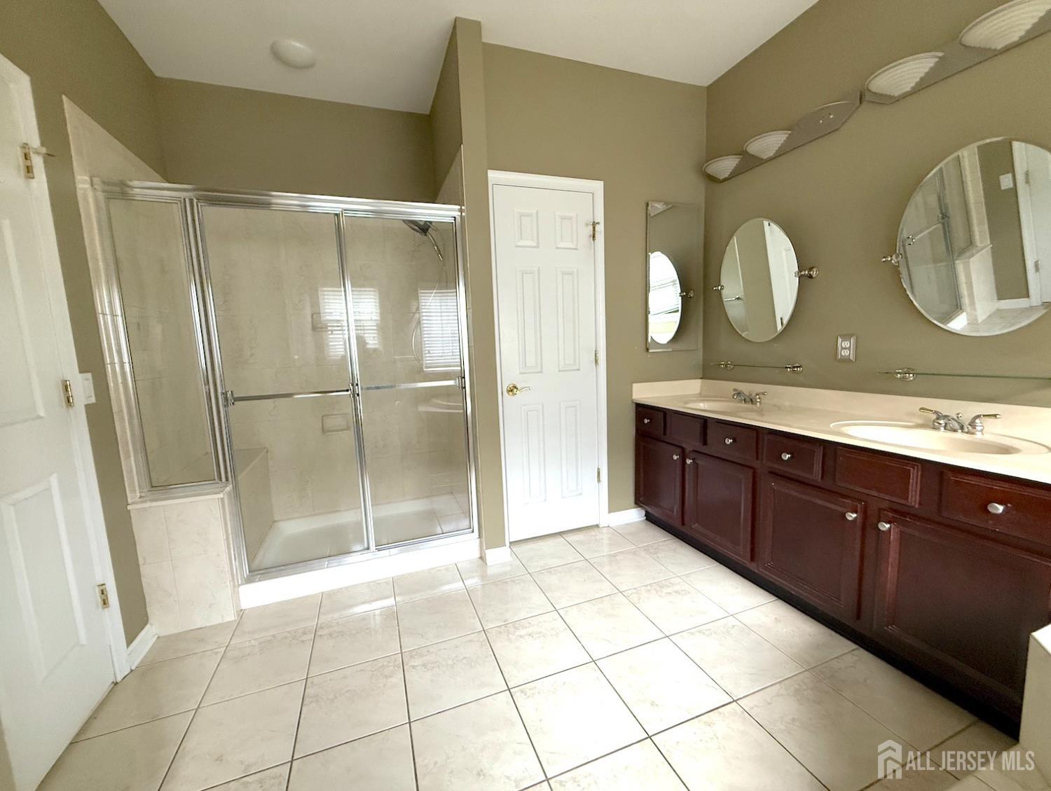 143 Valencia Drive, Monroe, NJ, 08831 image 25