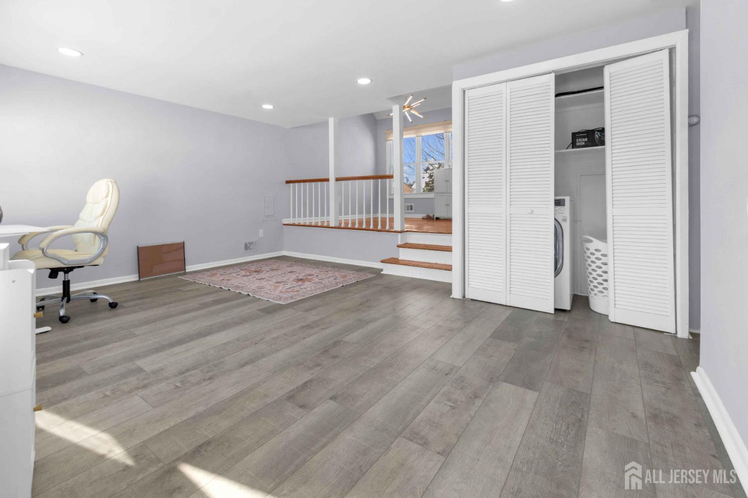 160 Brown Avenue Image 4